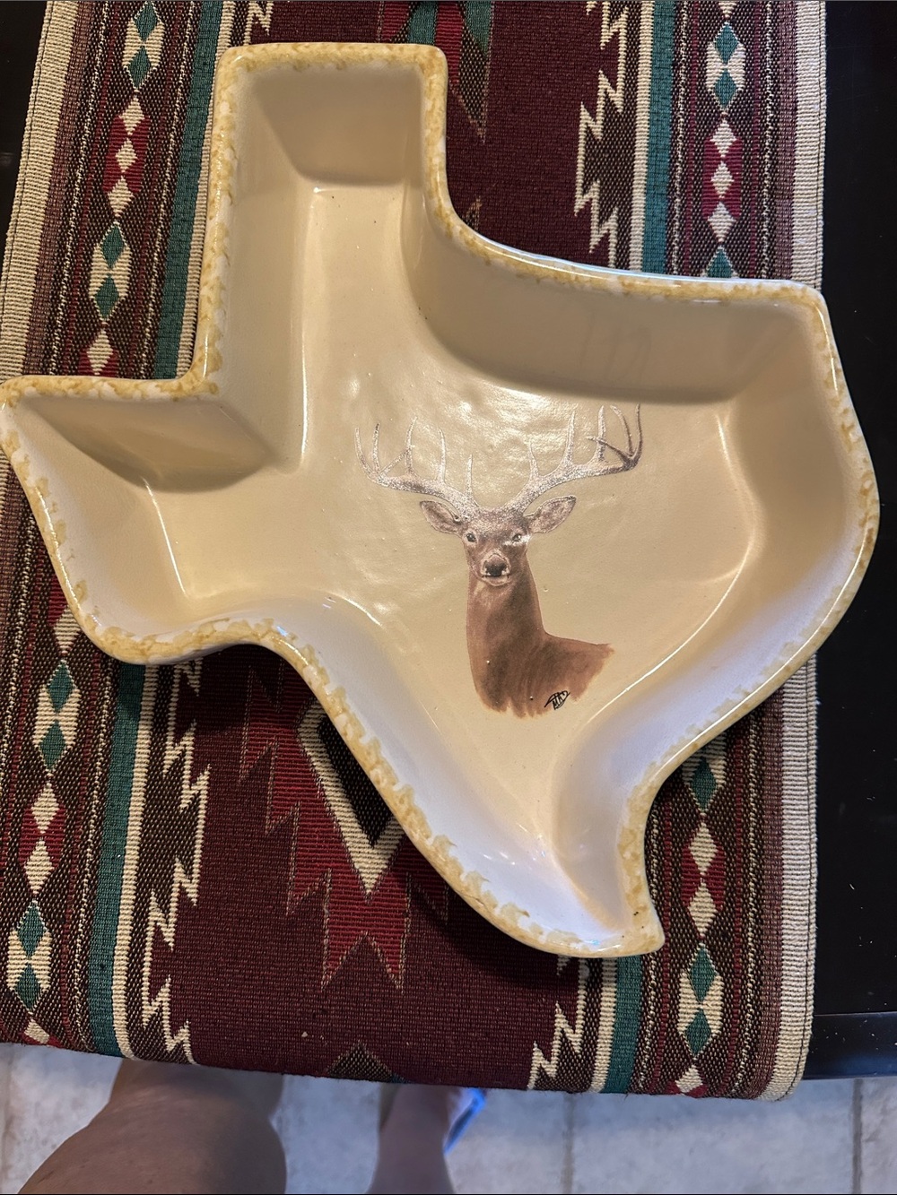 Cream Texas-Shaped Ceramic Deer Serving Bowl